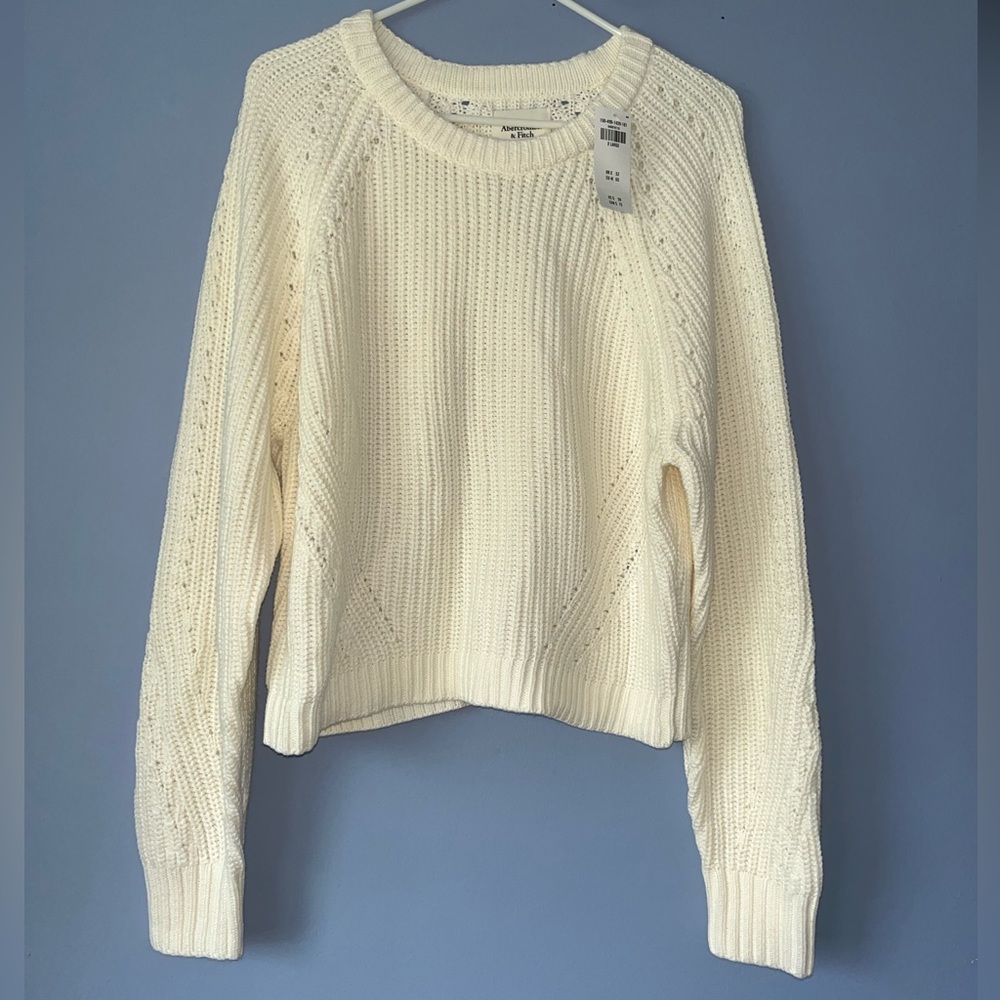 Abercrombie and Fitch Crop Cable Knit Sweater XL